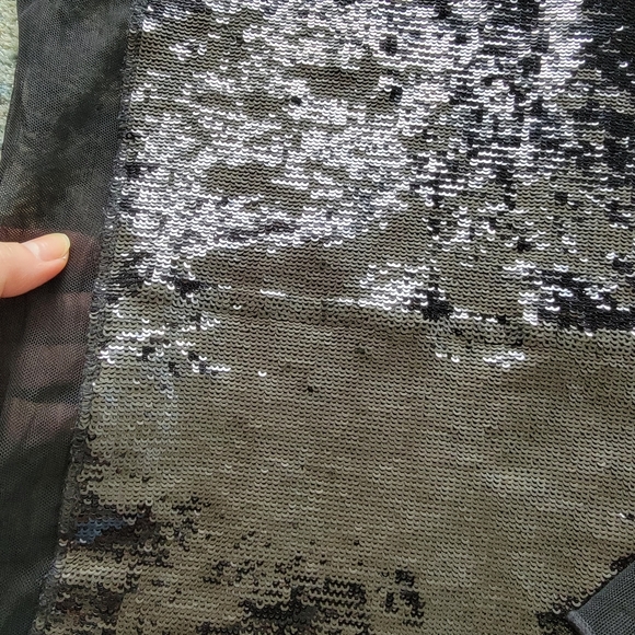 BLACK SPARKLING ✨️ TOP - Picture 7 of 7